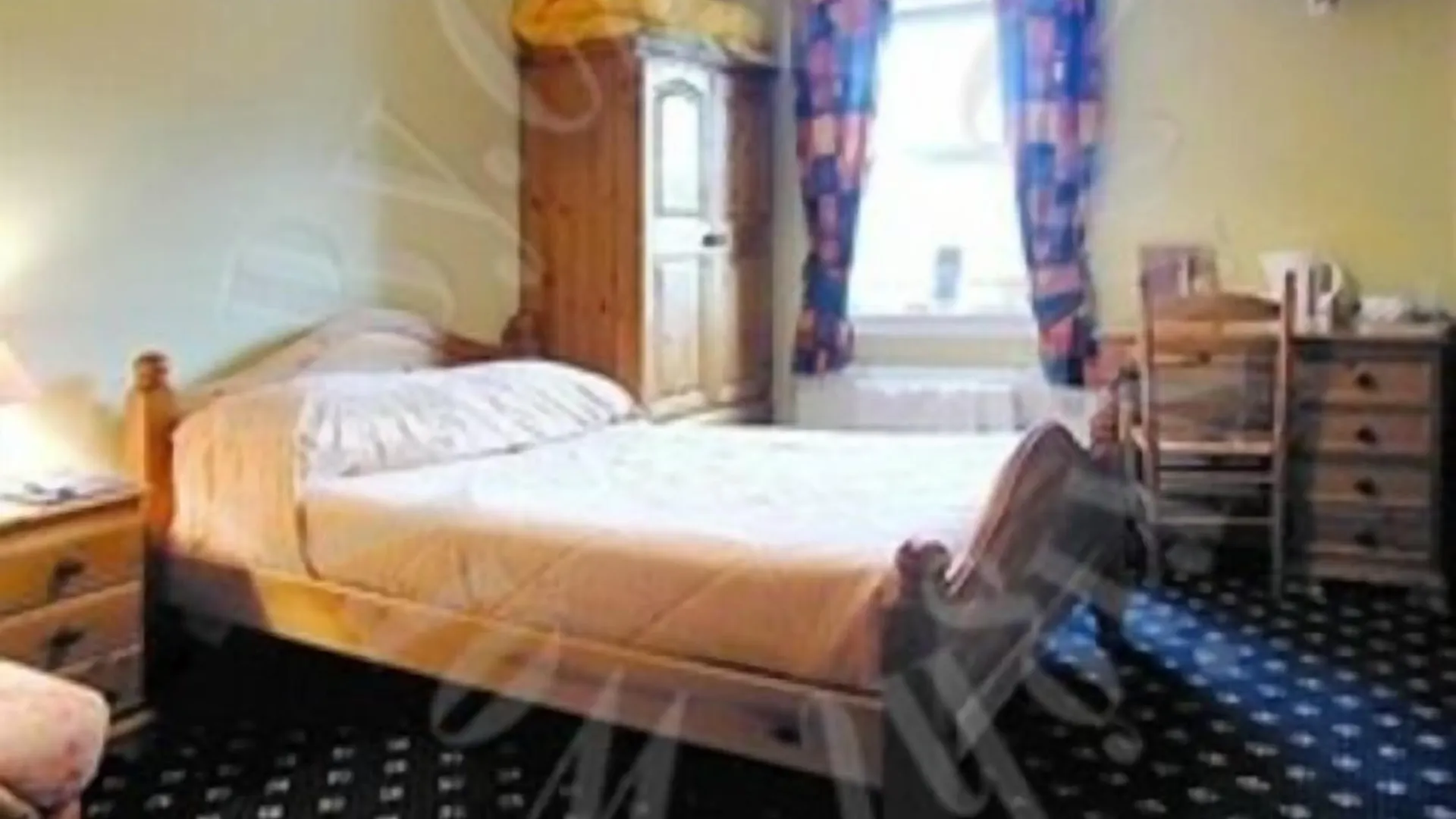 Twin Lions Hotel Эдинбург