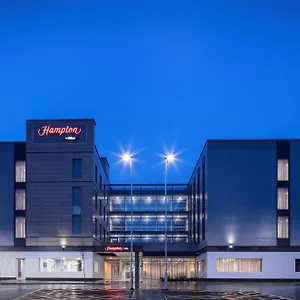 *** Отель Hampton By Hilton Airport Великобритания