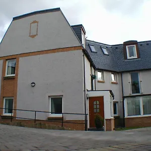 Featherhall Garden Court Apartment