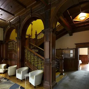 B+B Edinburgh **** Эдинбург