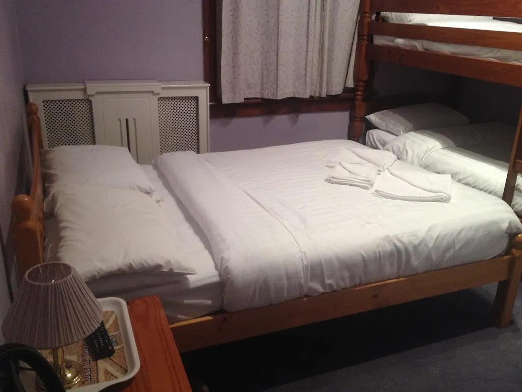 Twin Lions Hotel Edimburgo 2*,
